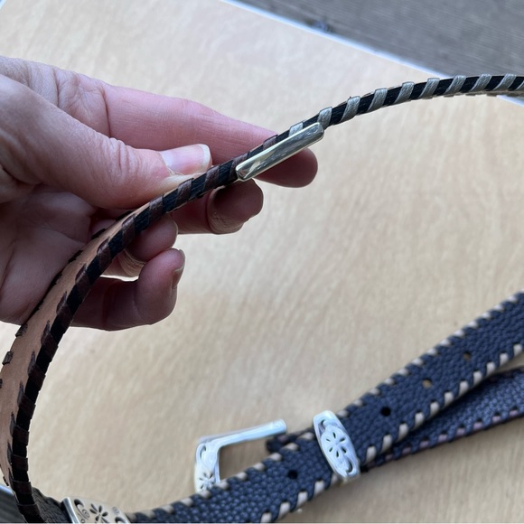 Brighton Women’s Black Leather Belt With Floral Silver Toned Accents Sz 34 - Picture 13 of 16